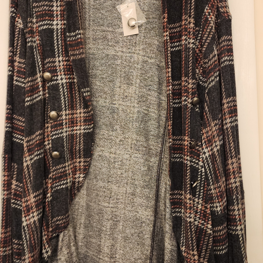 Maurice's Plaid Women's Cardigan - Gray and Brown